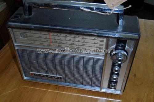 National Panasonic Hi-Fi Sound Deluxe 4-Band 9-Transistor R-100; Panasonic, (ID = 1877444) Radio