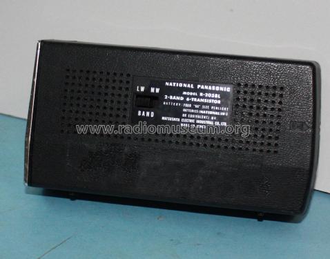 National Panasonic R-2058L; Panasonic, (ID = 2697039) Radio