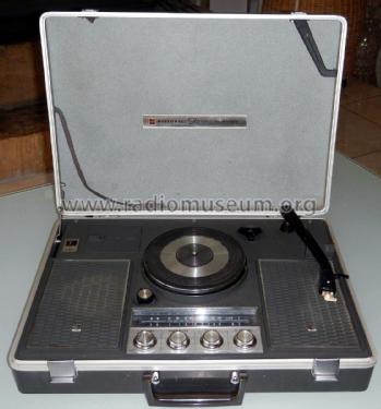 National Radio Phonograph SG-725; Panasonic, (ID = 2209461) Radio