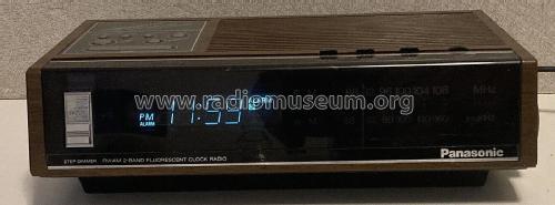 Panasonic FM-AM 2-Band Fluorescent Clock Radio RC-6130; Panasonic, (ID = 2859963) Radio