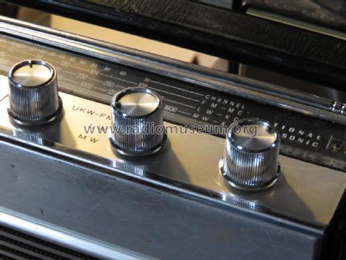 RF-893L; Panasonic, (ID = 2160476) Autoradio