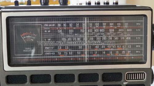 5 Band Radio Cassette Recorder RQ-554LDS; Panasonic, (ID = 1013541) Radio