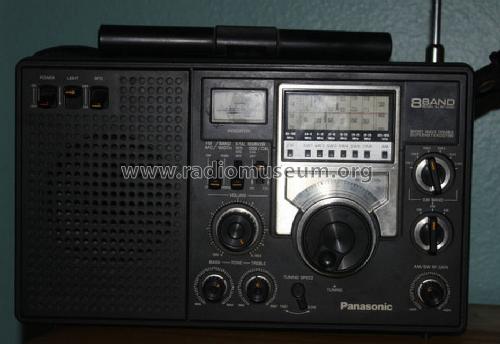 Panasonic 8-Band Short Wave Double Superheterodyne RF-2200; Panasonic, (ID = 1225997) Radio