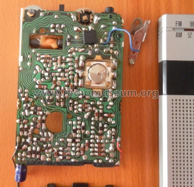 Panasonic 'Mr. Thin' FM-AM 2-Band Receiver RF-032; Panasonic, (ID = 1398535) Radio
