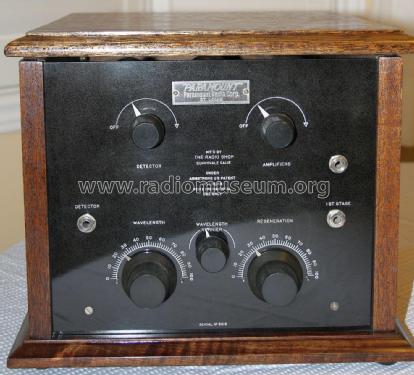 Regenerative Radio Receiver Junior; Paramount Radio Co. (ID = 1791766) Radio