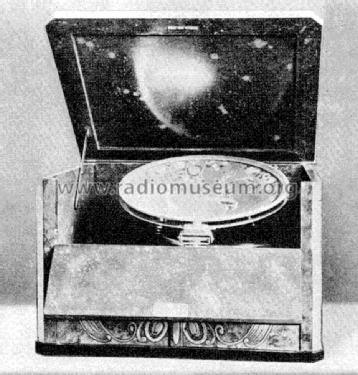 Phonographe en coffret ; Pathé Radio, Pathé (ID = 1849543) TalkingM