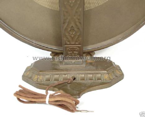 Cathedral cone speaker; Pathe Phono & Radio (ID = 641459) Parlante