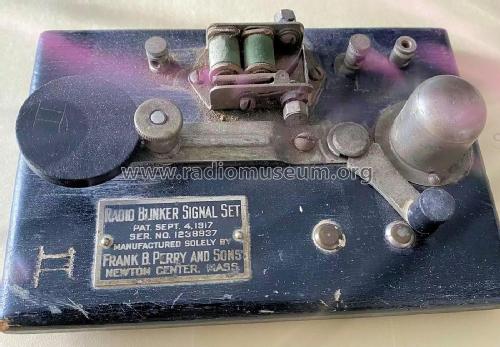 Radio Blinker Signal Set ; Perry & Sons, Frank (ID = 3101447) Morse+TTY
