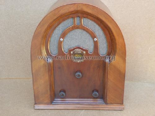 56A, 56E, 56F; Philco Radio & (ID = 1393402) Radio