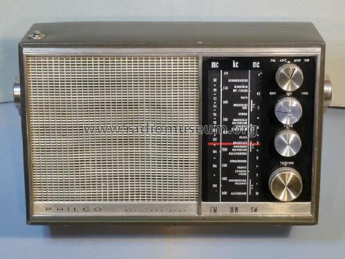 T 909 - GR; Philco Italiana, (ID = 1792547) Radio