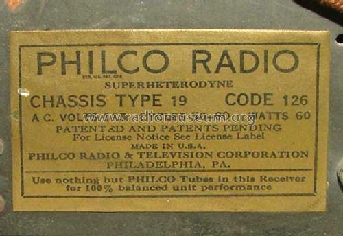 19B ; Philco, Philadelphia (ID = 284964) Radio