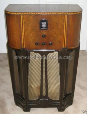 200X Gothic ; Philco, Philadelphia (ID = 870261) Radio