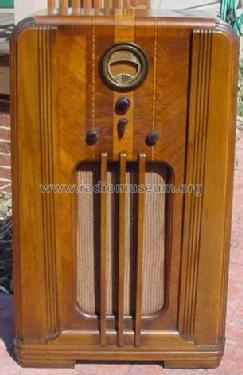 37-640X ; Philco, Philadelphia (ID = 467928) Radio