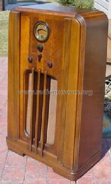 37-640X ; Philco, Philadelphia (ID = 467932) Radio