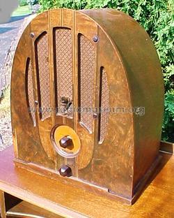 37-84B Code 122; Philco, Philadelphia (ID = 365594) Radio