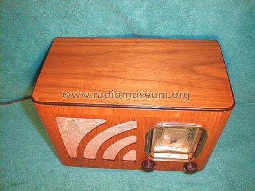 38-12C ; Philco, Philadelphia (ID = 104597) Radio