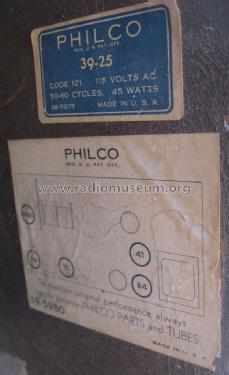 39-25T ; Philco, Philadelphia (ID = 1390798) Radio