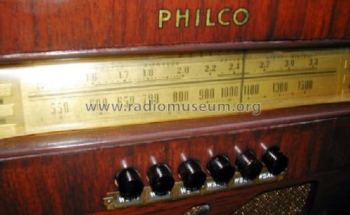 40-135T ; Philco, Philadelphia (ID = 138459) Radio