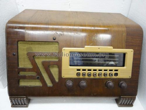 40-155T ; Philco, Philadelphia (ID = 1514016) Radio