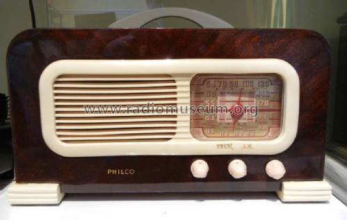 41-221C ; Philco, Philadelphia (ID = 2436950) Radio