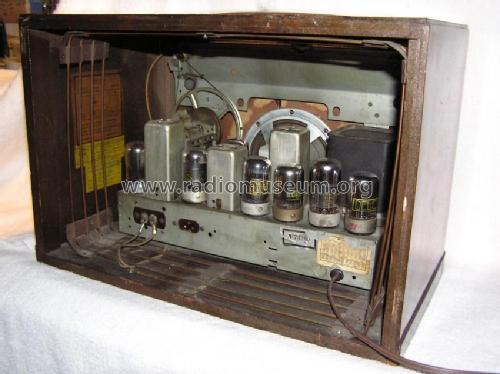 41-235T ; Philco, Philadelphia (ID = 1830831) Radio