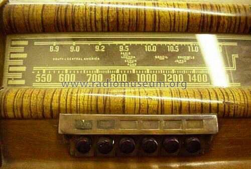 41-608P Code 121 Radio-Phonograph; Philco, Philadelphia (ID = 139316) Radio