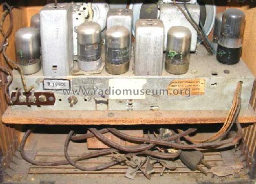 843T ; Philco, Philadelphia (ID = 485779) Radio
