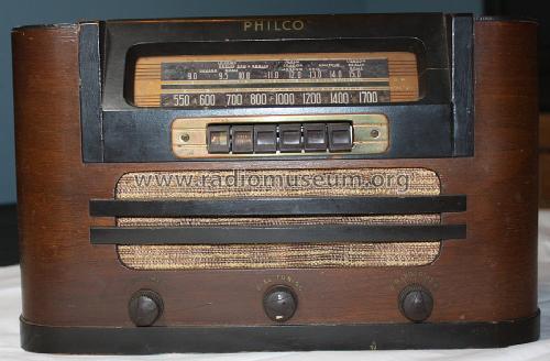 42-327T ; Philco, Philadelphia (ID = 1241224) Radio