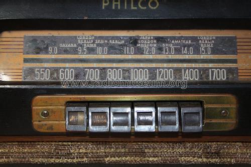 42-327T ; Philco, Philadelphia (ID = 1241225) Radio