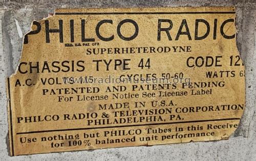 44B ; Philco, Philadelphia (ID = 2958715) Radio