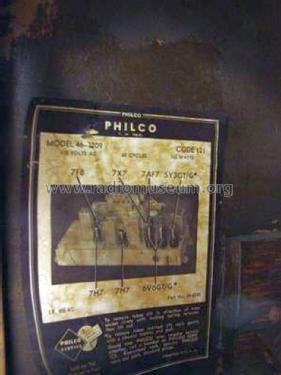 46-1209 Radio-Phonograph Code 121 and 122; Philco, Philadelphia (ID = 1489919) Radio