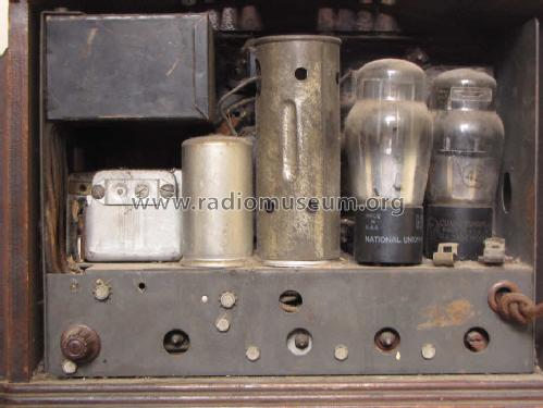 57C ; Philco, Philadelphia (ID = 1634147) Radio