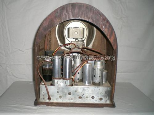 60B ; Philco, Philadelphia (ID = 2260711) Radio