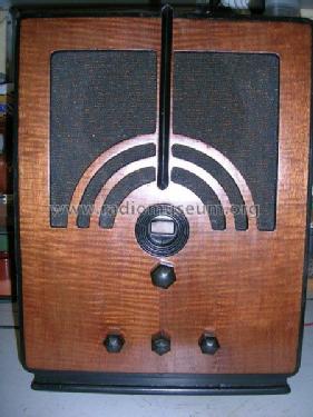 60MB ; Philco, Philadelphia (ID = 1192514) Radio