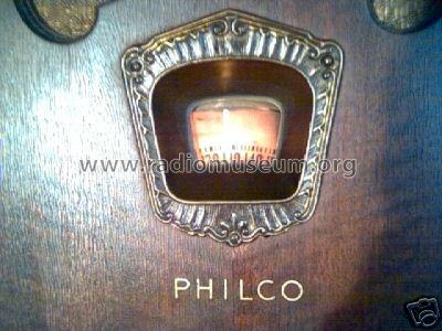 71B ; Philco, Philadelphia (ID = 129630) Radio