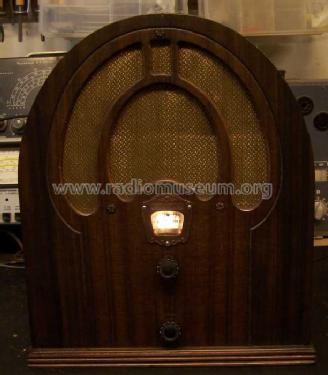 80B ; Philco, Philadelphia (ID = 913684) Radio