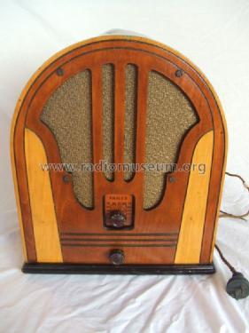 84B ; Philco, Philadelphia (ID = 1533363) Radio