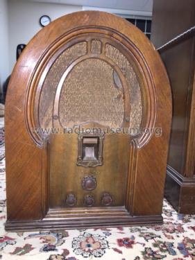 89B ; Philco, Philadelphia (ID = 1779445) Radio