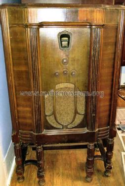 91H ; Philco, Philadelphia (ID = 2395208) Radio