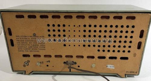 Clock Radio C587 Code 124; Philco, Philadelphia (ID = 2924589) Radio