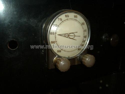 F-1440 Ford; Philco, Philadelphia (ID = 262517) Car Radio