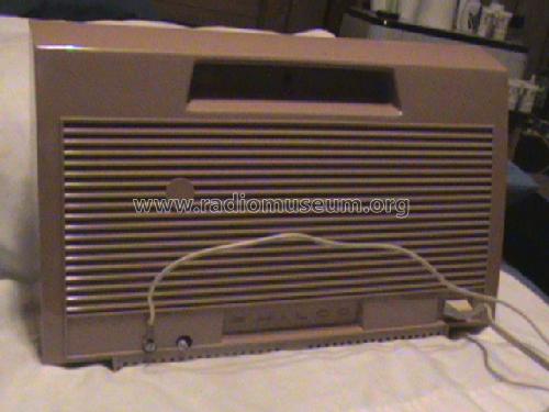 J-995 ; Philco, Philadelphia (ID = 1002060) Radio