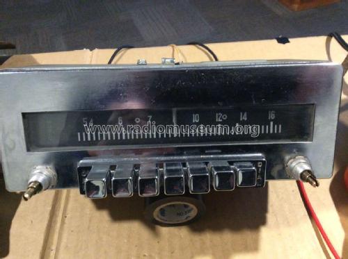 Chrysler Mopar 830 C-5409; Philco, Philadelphia (ID = 2615213) Car Radio