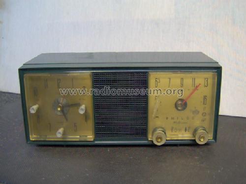 Multiwave R273 ?; Philco, Philadelphia (ID = 1012394) Radio