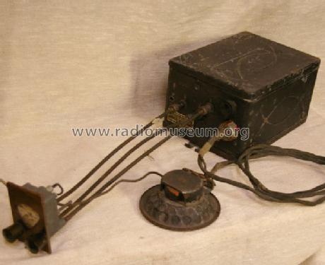 ST-12 Studebaker; Philco, Philadelphia (ID = 414604) Car Radio