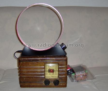 207 Code 121; Philco Products Ltd. (ID = 1294064) Radio