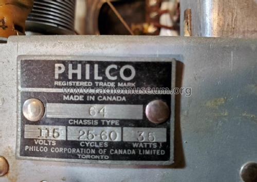 64 ; Philco Products Ltd. (ID = 2623229) Radio