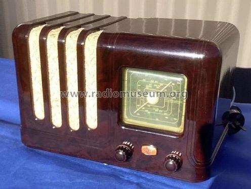 47-40; Philco Radio & (ID = 3155541) Radio