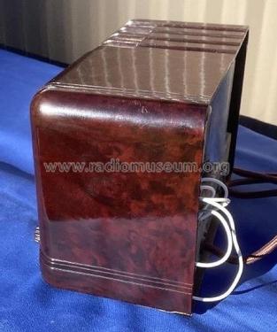 47-40; Philco Radio & (ID = 3155542) Radio