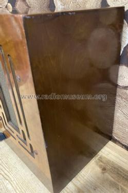 233; Philco Radio & (ID = 2987249) Radio